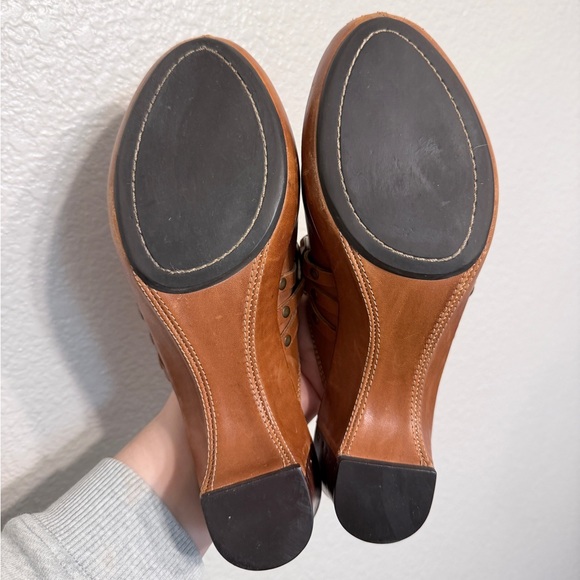 Frye Cheryl Triple Ring Boho Western Clog Mules in Brown Leather - Women’s 8 - Picture 4 of 10